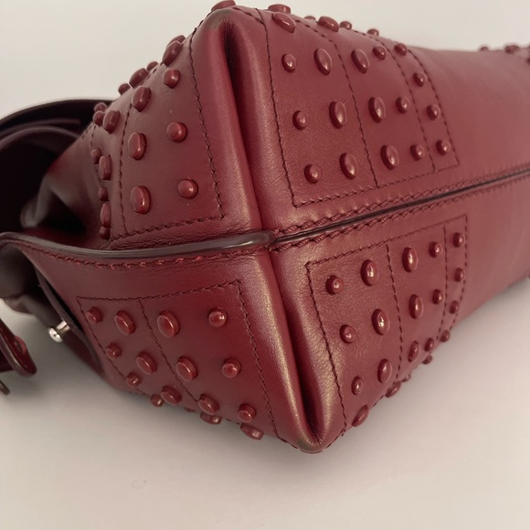 Tod’s Wave Studded leather bag - Picture 5 of 12